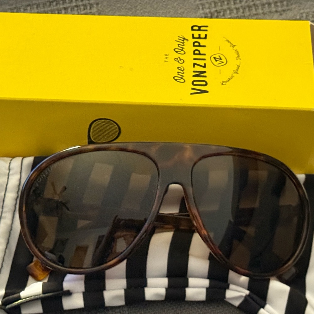 VonZipper Rockford Vintage Tortoise/Brown Sunglasses